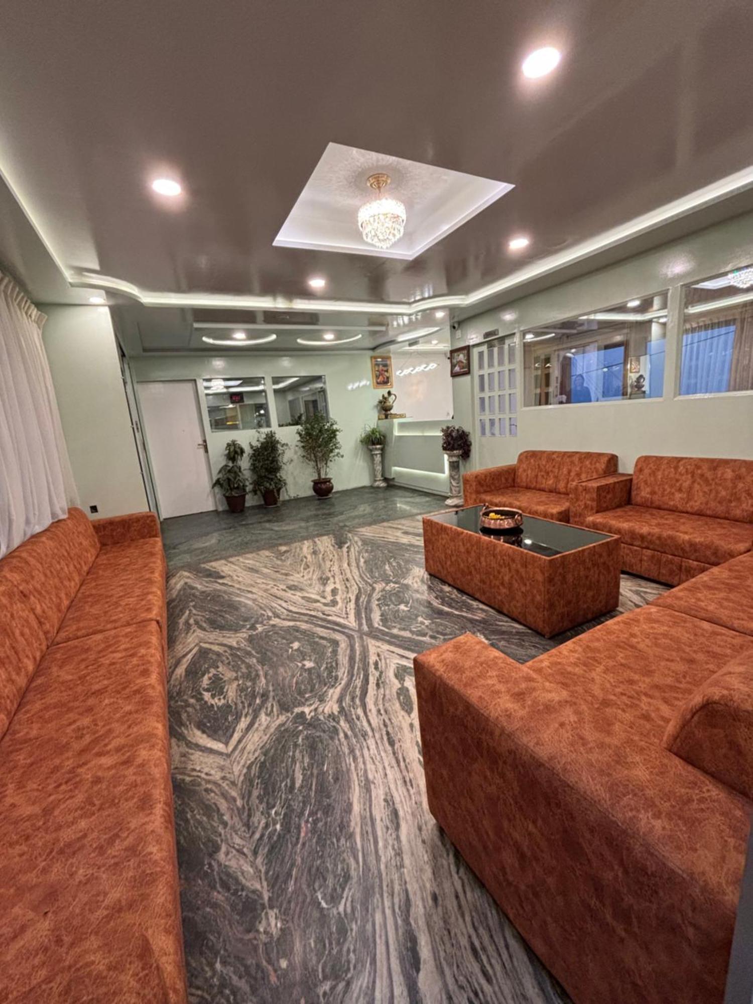 Hotel Kasturi Palace & Restaurant Darjeeling Νταρτζίλινγκ Εξωτερικό φωτογραφία