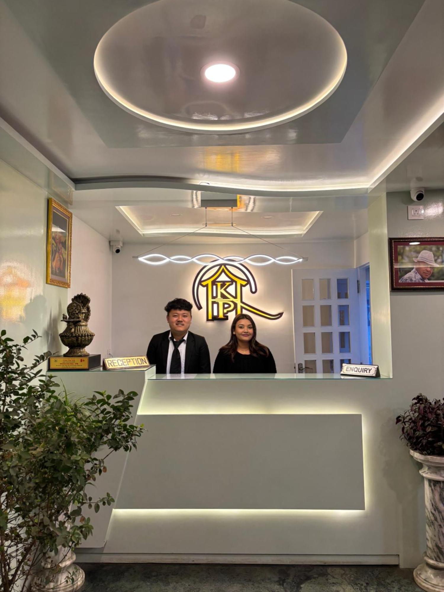 Hotel Kasturi Palace & Restaurant Darjeeling Νταρτζίλινγκ Εξωτερικό φωτογραφία